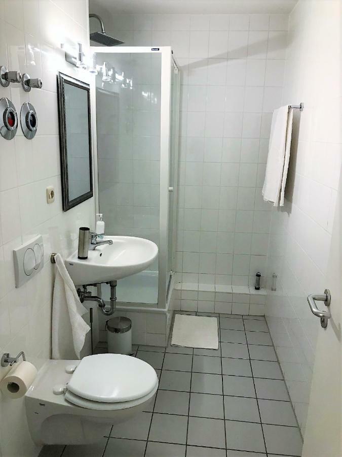 Dream Station - Apartment in Zentrum Süd Leipzig Exterior foto
